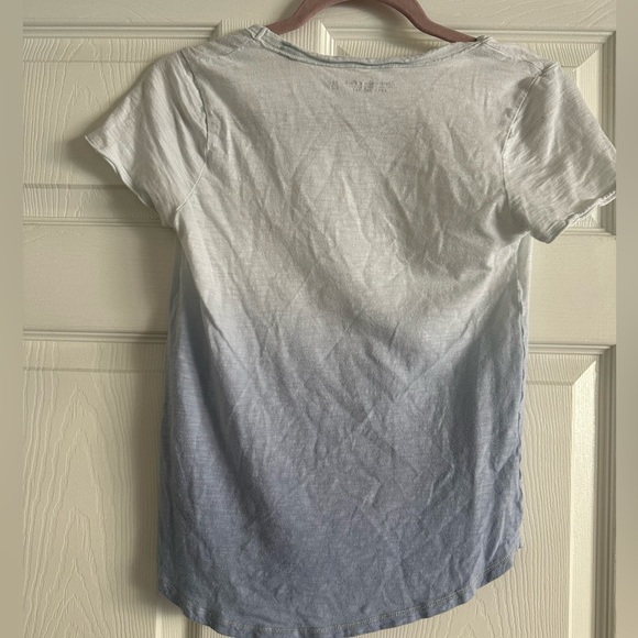 Abercrombie Soft  A&F Tee - Picture 3 of 3